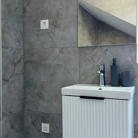 Fenix Apartment *